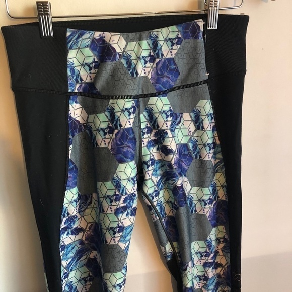 Calia by Carrie Underwood Honeycomb Leggings M - Picture 2 of 8